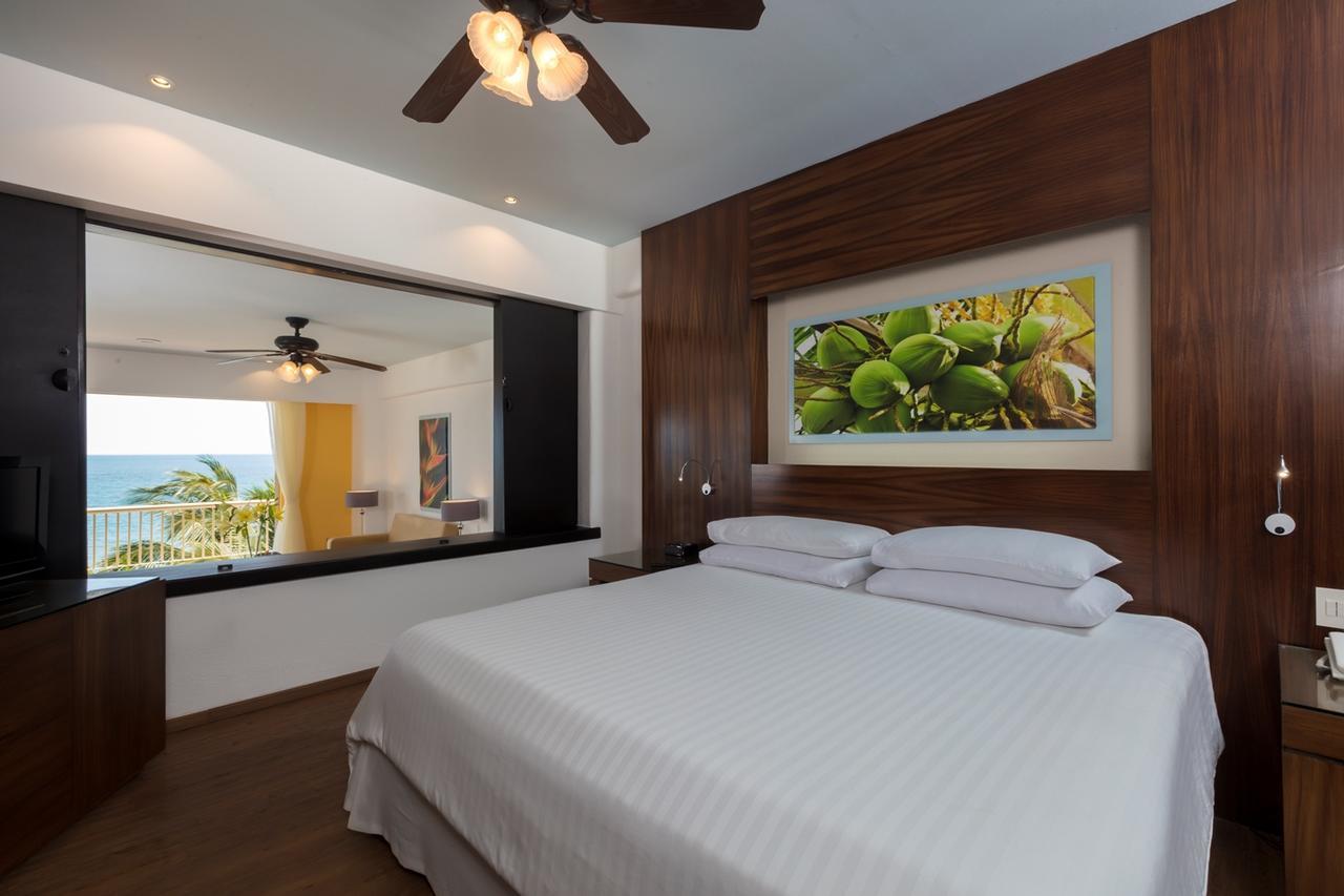 Krystal Grand Nuevo Vallarta Exterior foto