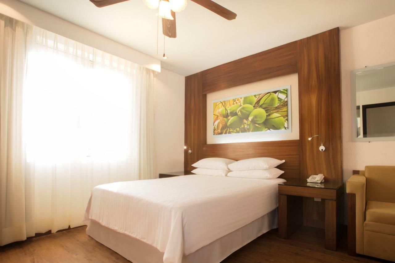 Krystal Grand Nuevo Vallarta Exterior foto